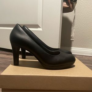 Clarks Heels